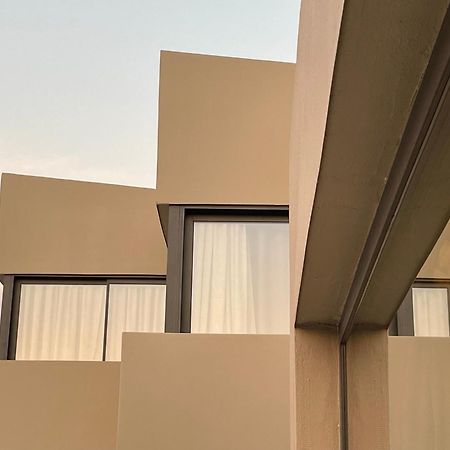 Palms And Spas Villas Retreat Mesongi Exterior photo